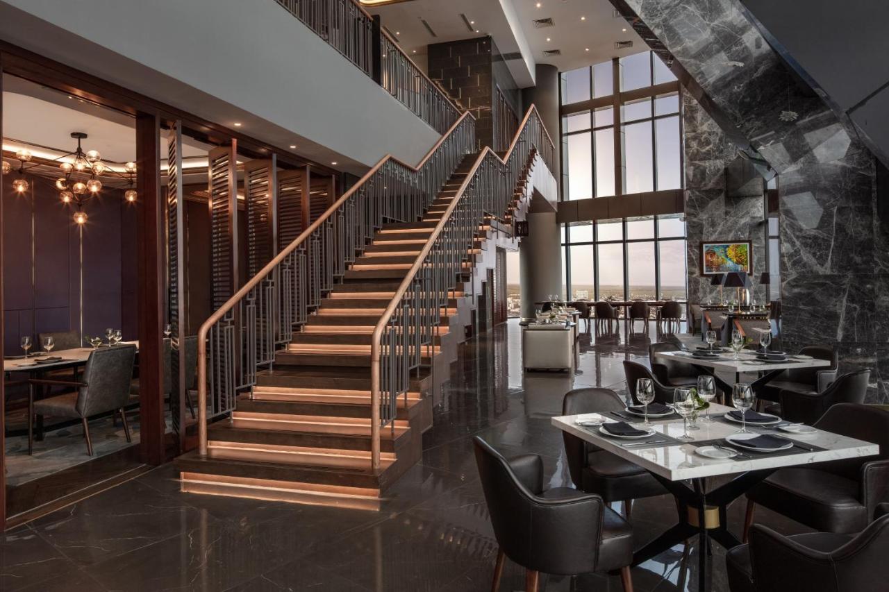 מלון Melia Vinpearl הואה מראה חיצוני תמונה The restaurant's interior